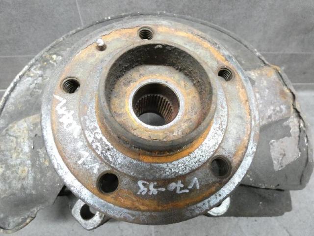 Achsschenkel vorne links volvo v70 142kw 2,4l bild2