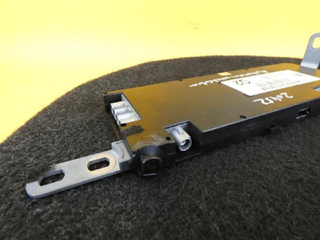 Antennenverstaerker w209 clk a2098200789 bild1