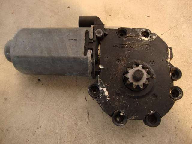 Motor fensterheber vorne links    laguna bj 98 bild1