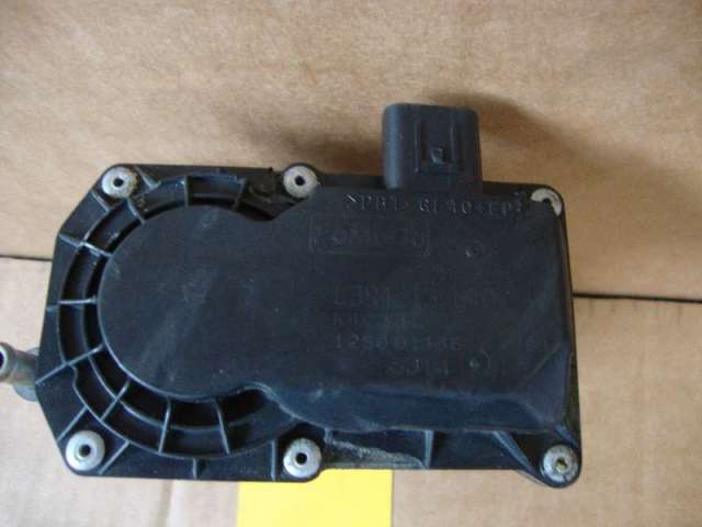 Drosselklappenteil   mazda 3 2,0 bj 2008 Bild