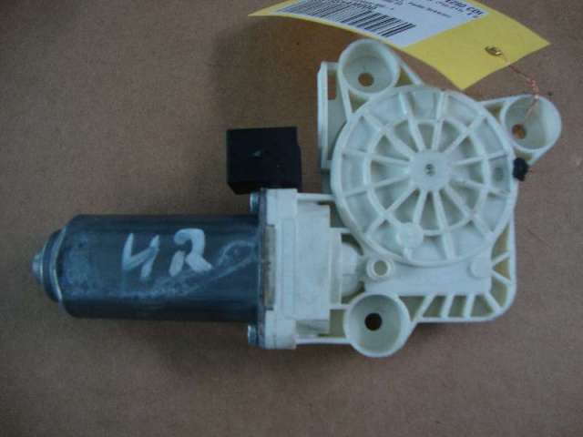 Motor fensterheber hinten rechts  e280 cdi w211 bj 05 bild1