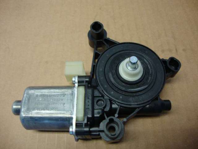 Motor fensterheber vorne links   seat leon bj 2013 bild1