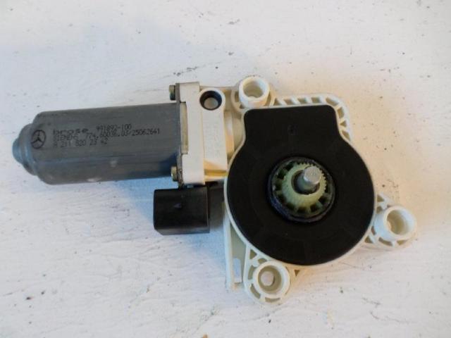 Motor fensterheber hinten rechts  e240  bj 2002 bild1