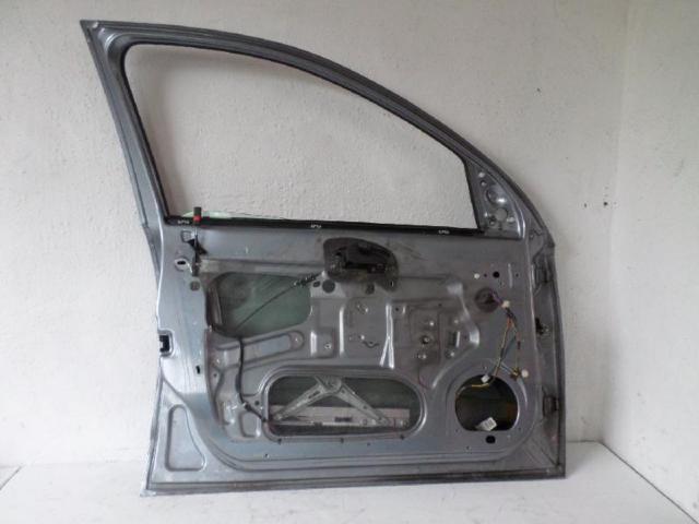 Tuer vorne links corsa c 1,2 bj 2004 bild1