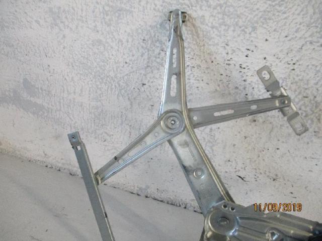 Fensterheber vorne links mit motor  zafira b  bj 2007 Bild