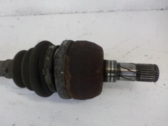 Antriebswelle vorne links zafira b 1,9 cdti bj 2007 bild1