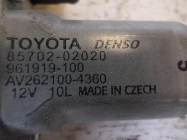 Motor fensterheber vorne links  toyota auris  bj 2010 bild1