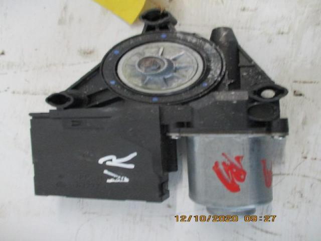 Motor fensterheber vorne rechts  skoda octavia 1z bj 2004 Bild