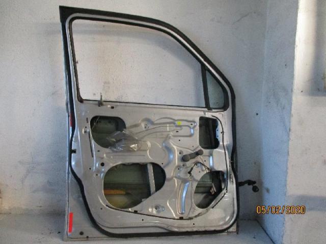 Tuer vorne links  opel agila 1,0 bj 2001 bild1