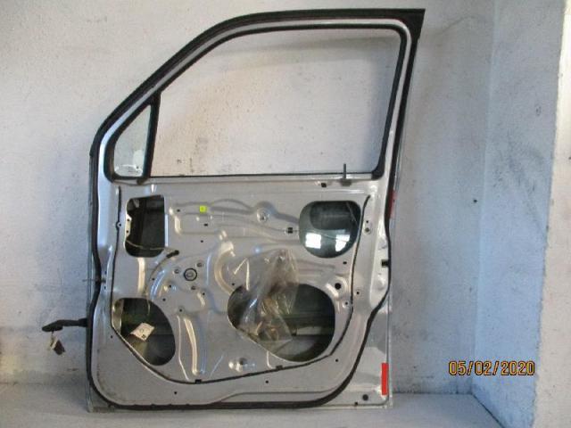 Tuer vorne rechts  opel agila 1,0 bj 2001 bild1