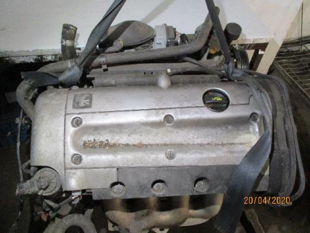 Motor peugeot 307 2,0  bj 2003 bild1