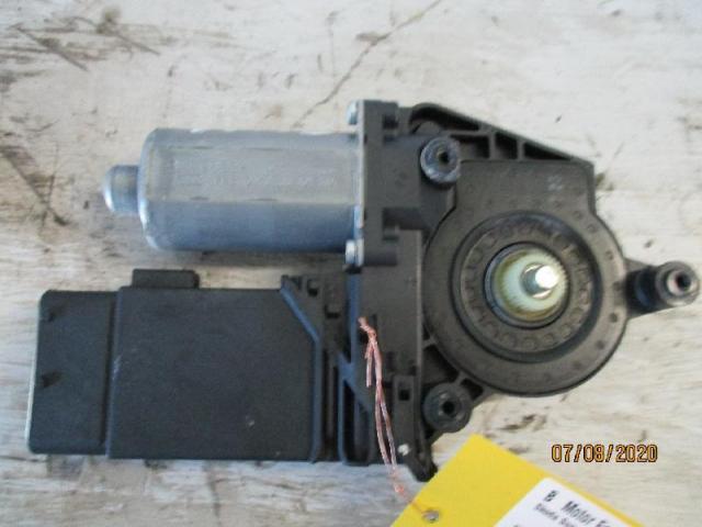 Motor fensterheber vorne rechts   skoda superb bj 2006 bild1