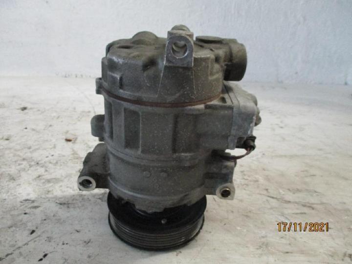 Klimakompressor a4 b6 2,0 bj 2001 bild2