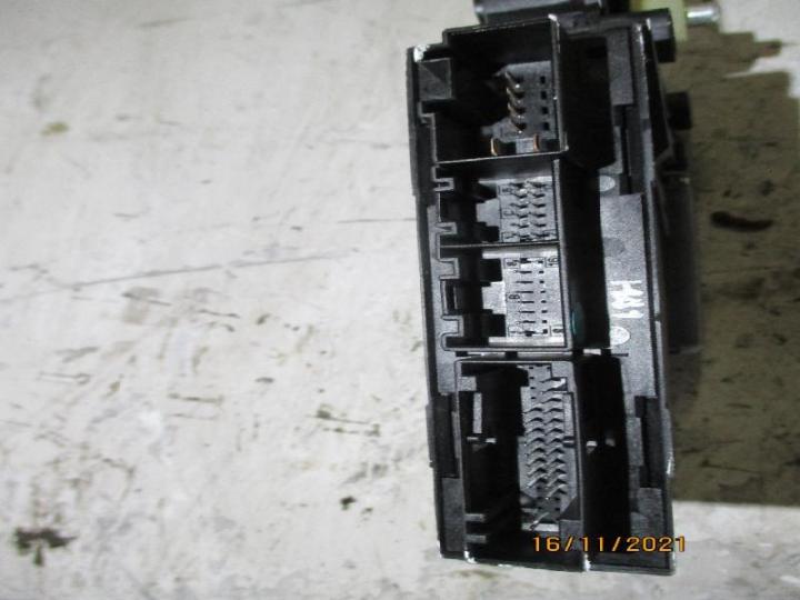 Motor fensterheber vorne links  a4 b6 2,0 bj 2001 bild1