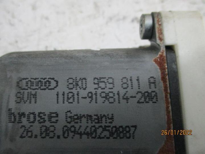 Motor fensterheber hinten links  audi a4 8k bj 2009 bild1