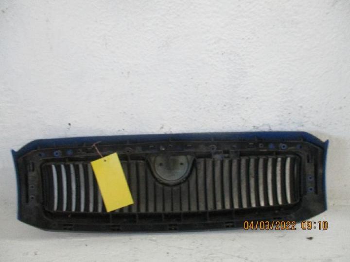 Kuehlergrill skoda fabia bj 2003 bild2