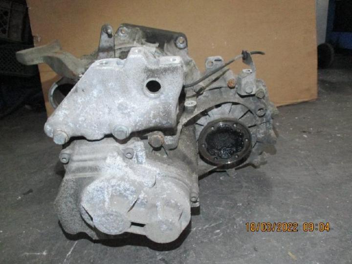 Getriebe  touran 1,9 tdi bj04 bild1