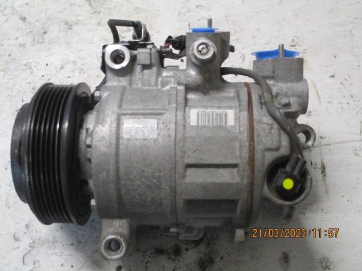 Klimakompressor bmw 116i bj 2014 bild1