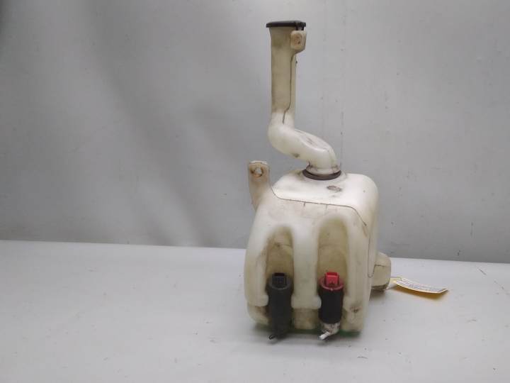 Waschwasserbehaelter+pumpen bild1