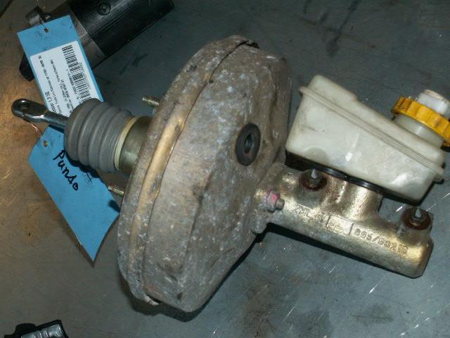 Hauptbremszylinder mit bremskraftverstaerker Bild