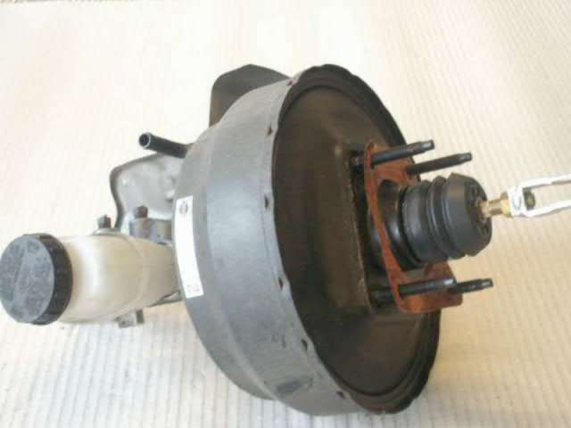 Hauptbremszylinder mit bremskraftverstaerker bild1