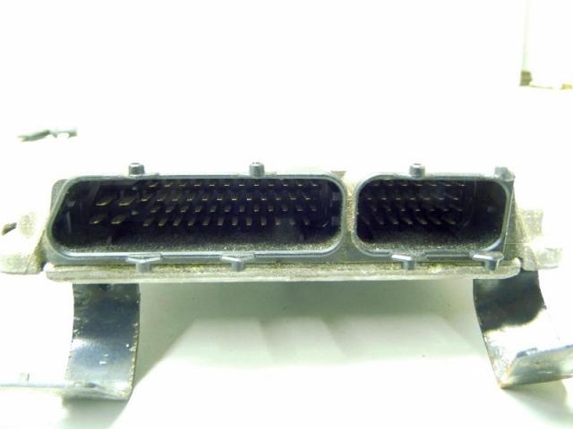 Tacho kombiinstrument mit motorsteuergeraet Bild