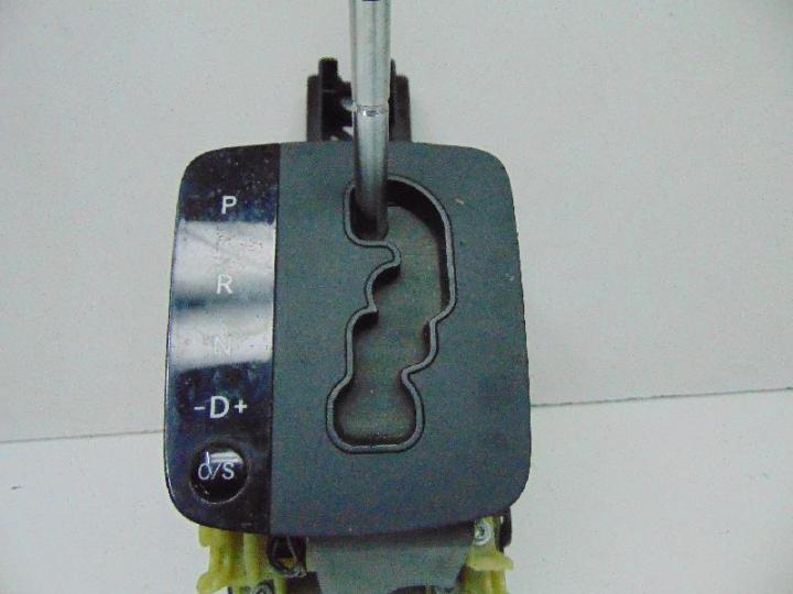 Schalthebel  fuer getriebeautomatik a1693700709 Bild