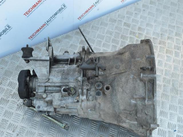 Schalt getriebe 5-gang fuer 2.0 benziner motor m52 bild1
